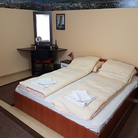 Apartment Emma Сараево Экстерьер фото